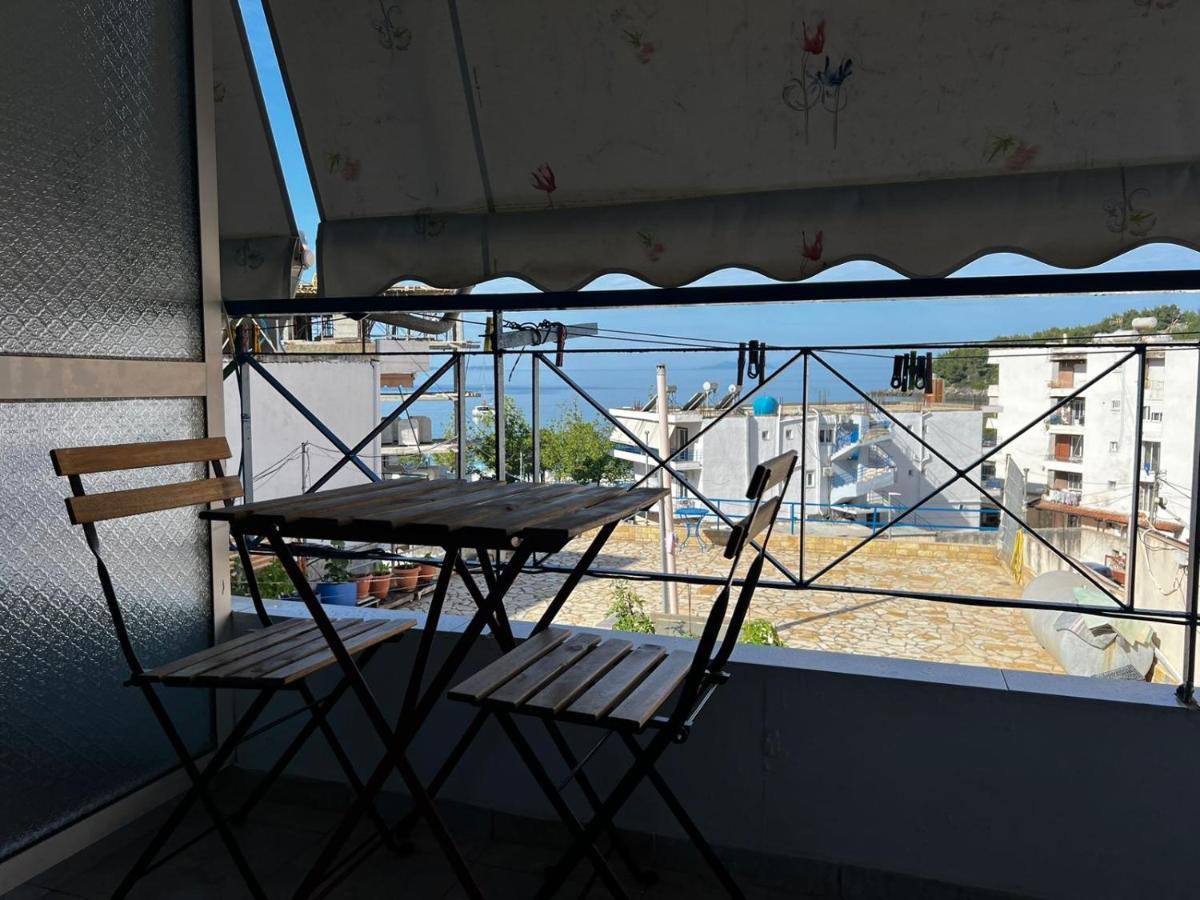 Nona'S Rooms Himare Exterior photo