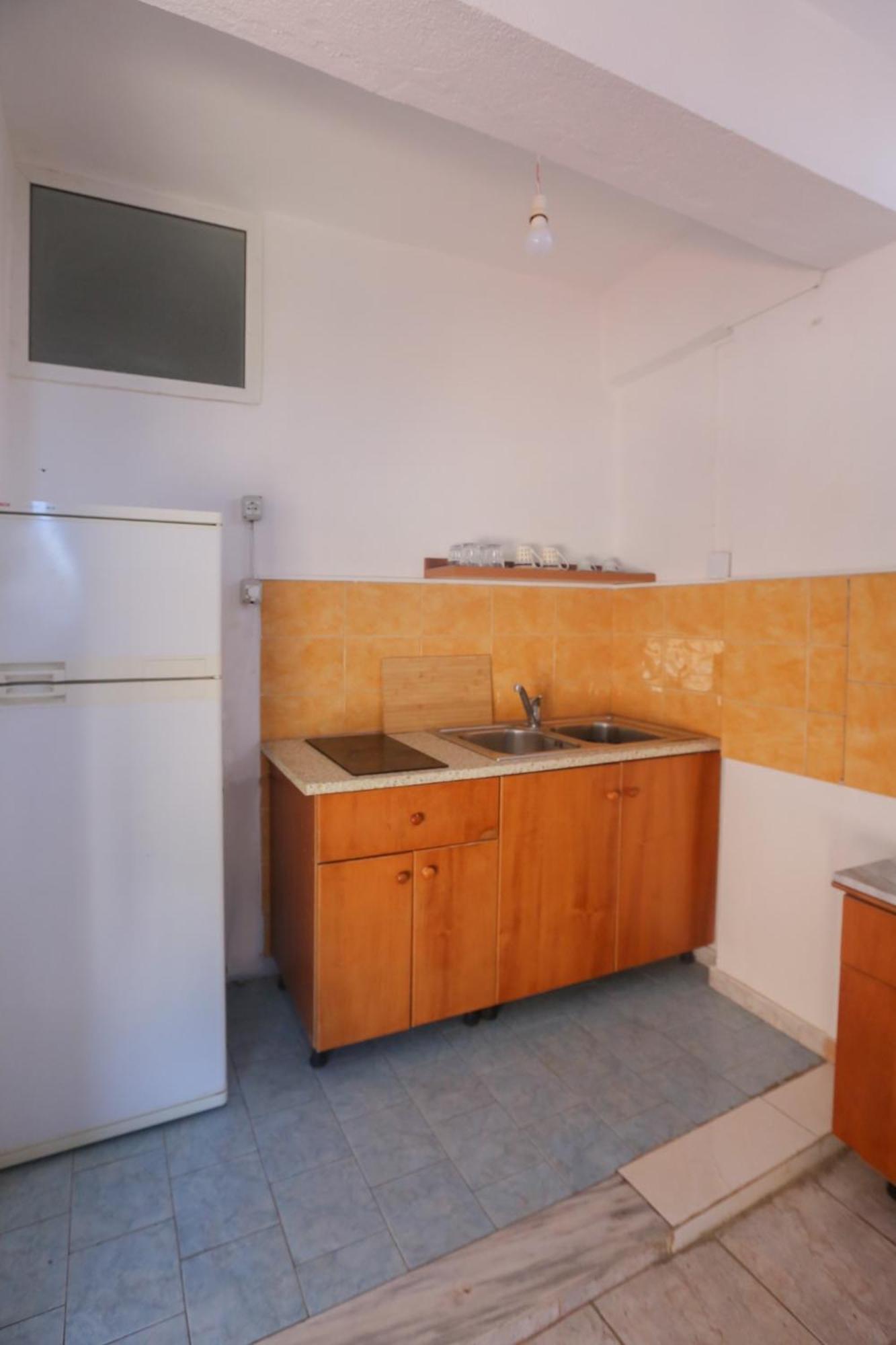 Nona'S Rooms Himare Exterior photo