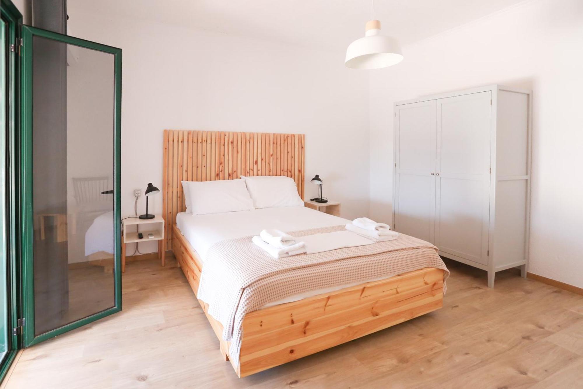 Nona'S Rooms Himare Exterior photo